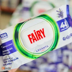 دستمال مرطوب چند منظوره فیری Fairy با رایحه اسطوخودوس بسته 100 عددی -
